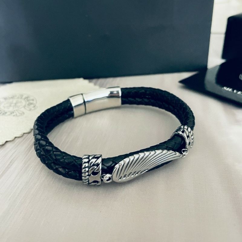 Ch**me He**ts bracelets